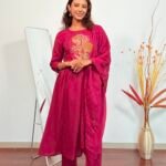 Guldasta Mul Suit